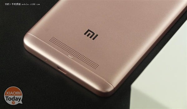 Xiaomi-redmi-4a-espalda baja