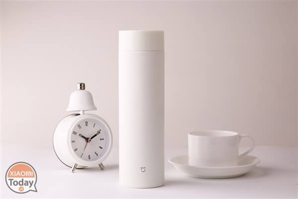 Xiaomi menghadirkan Mijia Vacuum Cup: termos yang terbuat dari baja bedah 316L dengan sifat insulasi tinggi