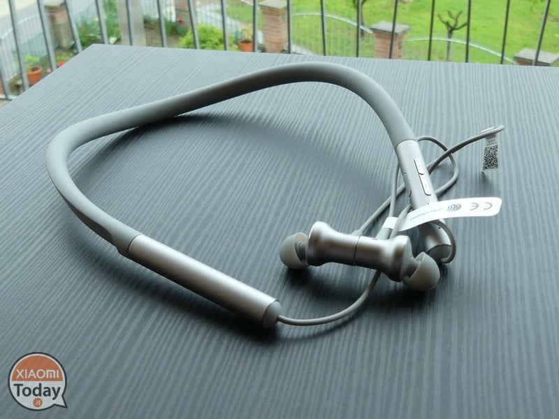 Mi Bluetooth Neckband Earphones