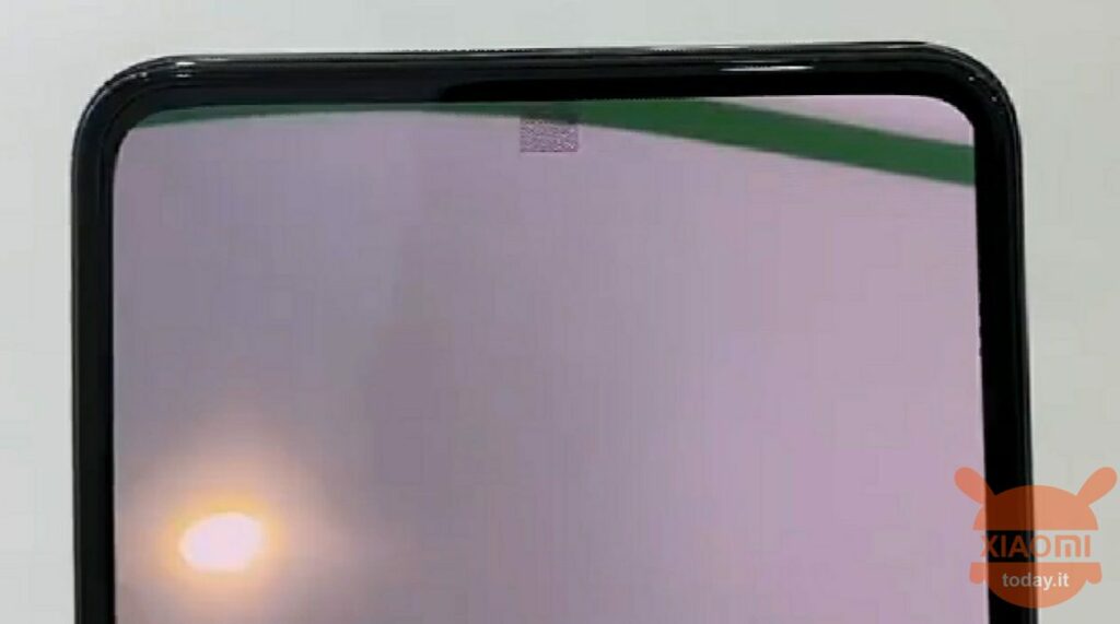 xiaomi-kamera onder die skerm