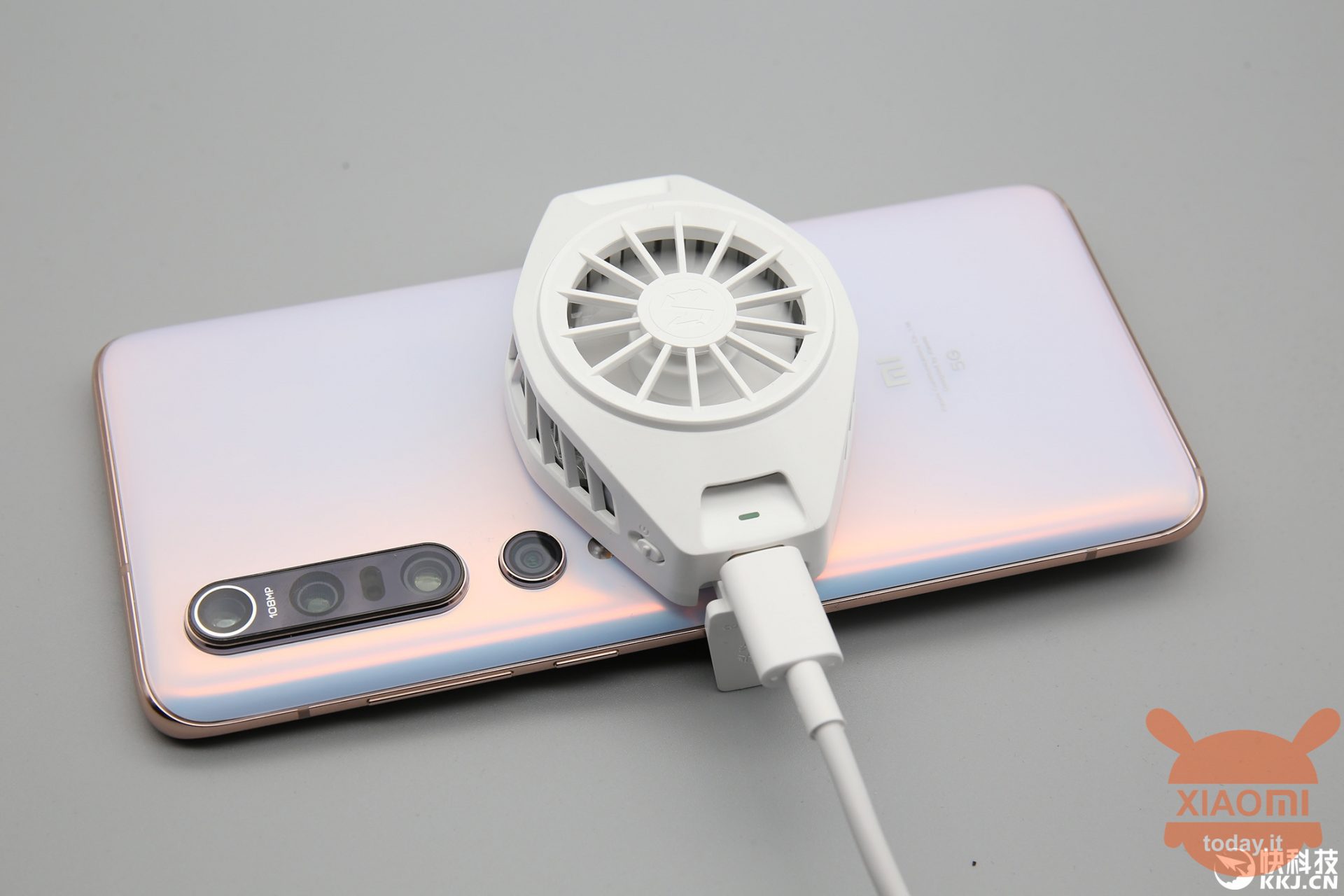 Xiaomi охлаждающая задняя клипса Xiaomi Mi 10 Pro