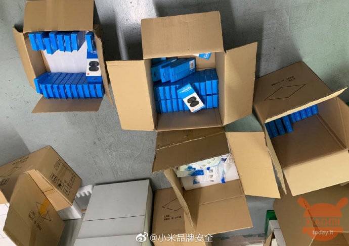 Η xiaomi κατασκευάζει ψεύτικα πλαστά προϊόντα: πώς να τα αναγνωρίζετε