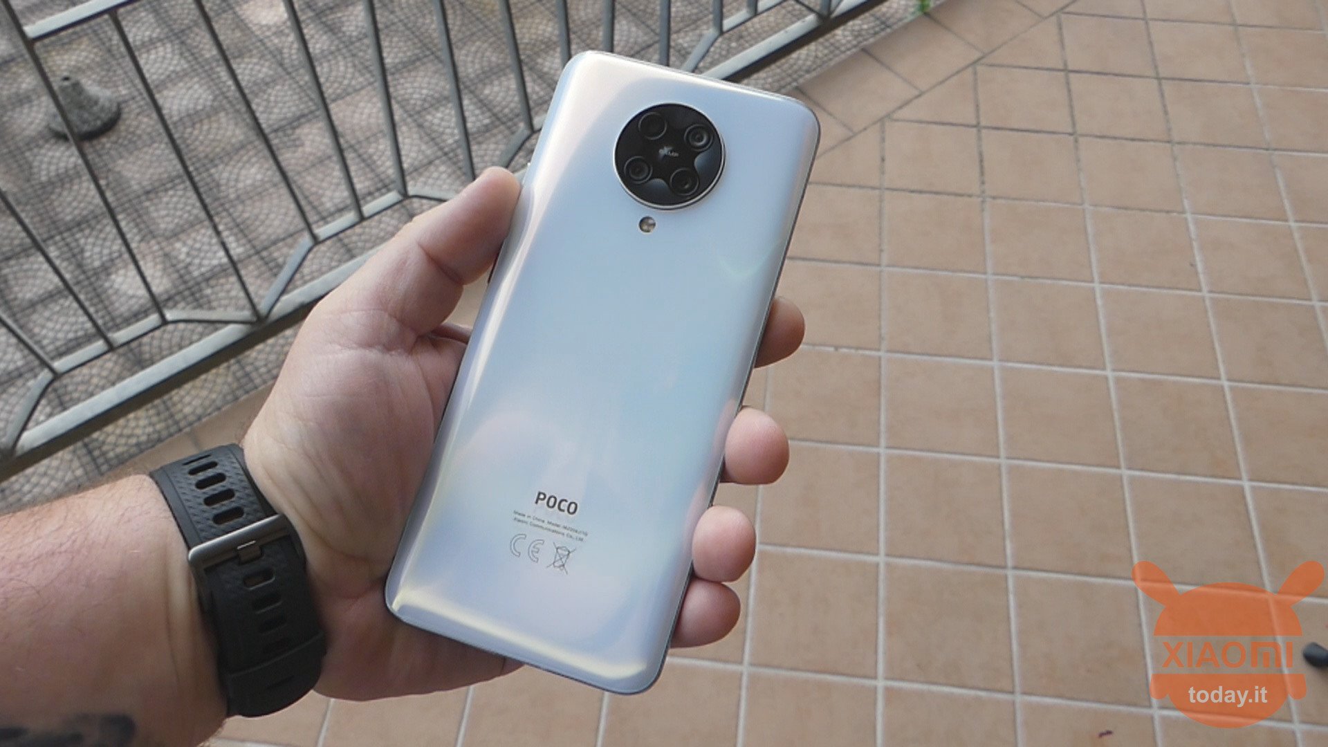 poco f2 为