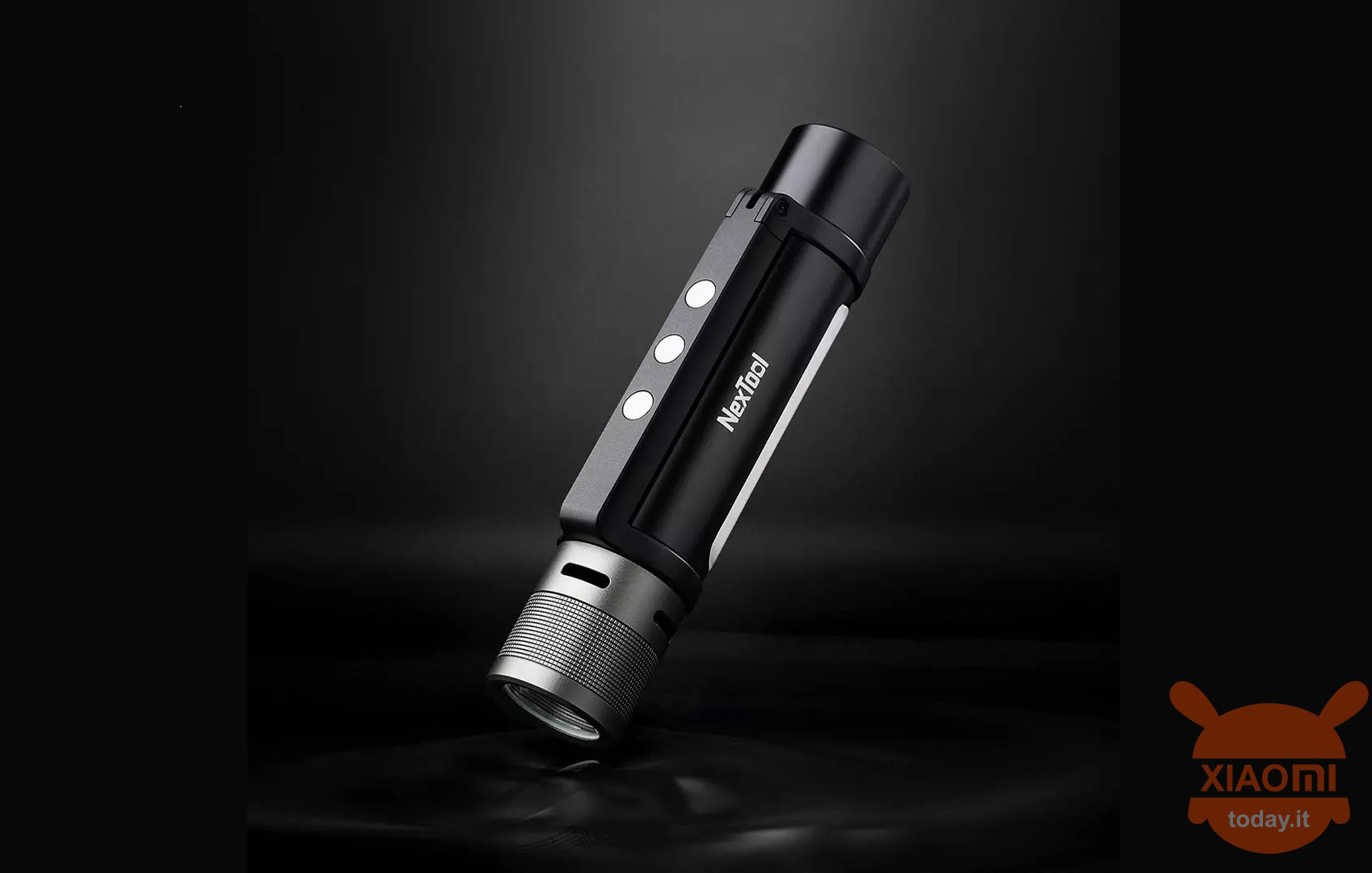 NexTool 6-in-1 flashlight
