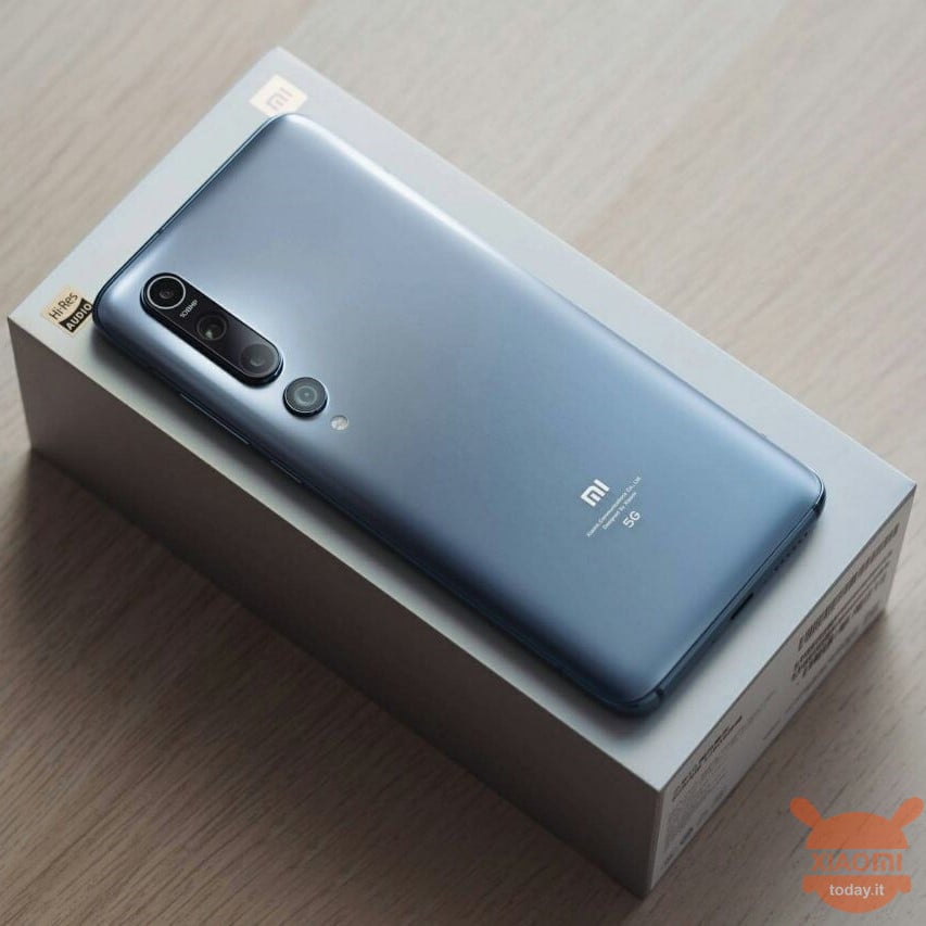 Xiaomi Mi 10 nouvelle couleur grise élégante