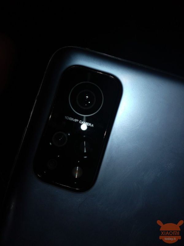 xiaomi mi 10t pro असली तस्वीरें