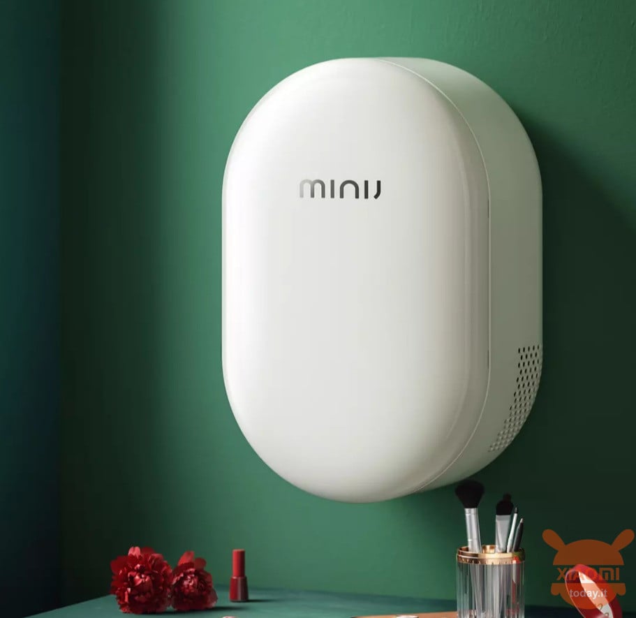 MINIJレトロ化粧品冷蔵庫