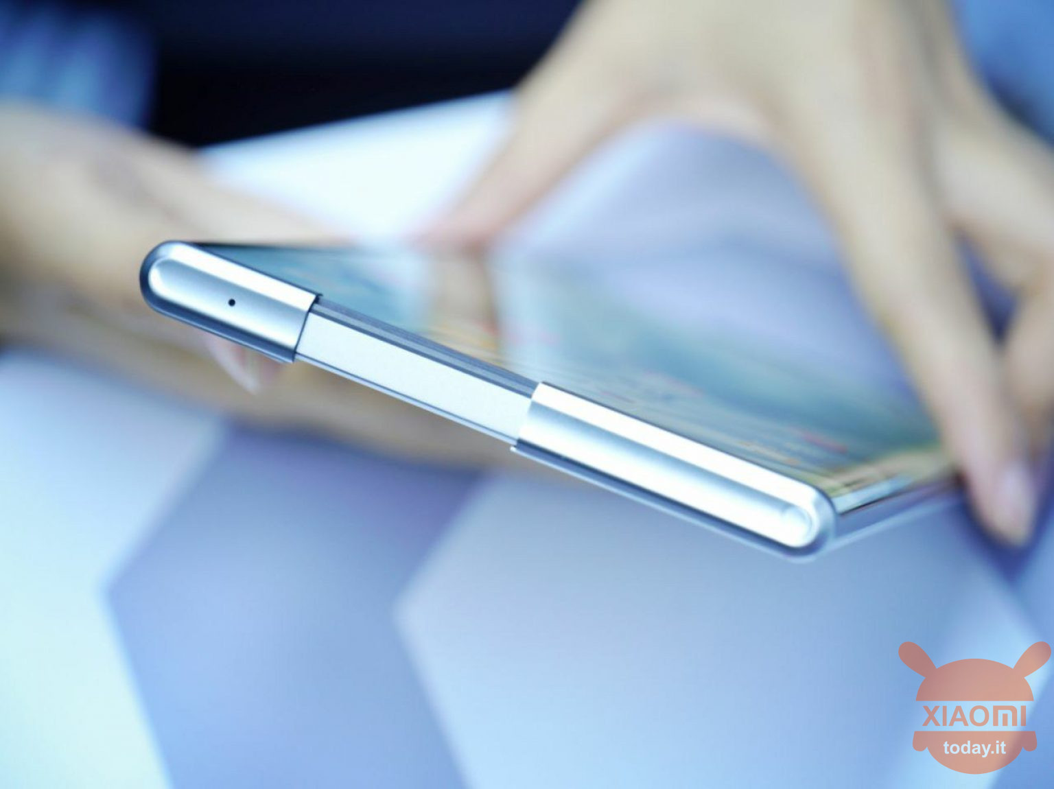 xiaomi extendable and retractable smartphone