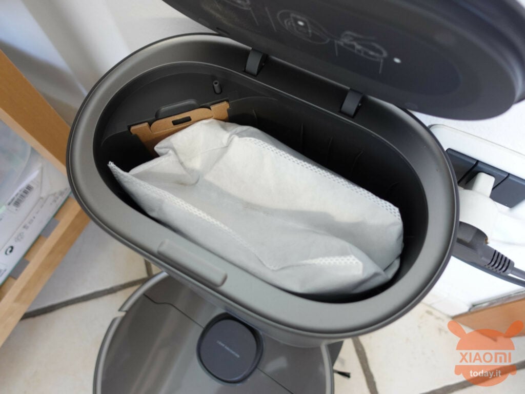 Base autovaciante Dreame Bot Z10 pro