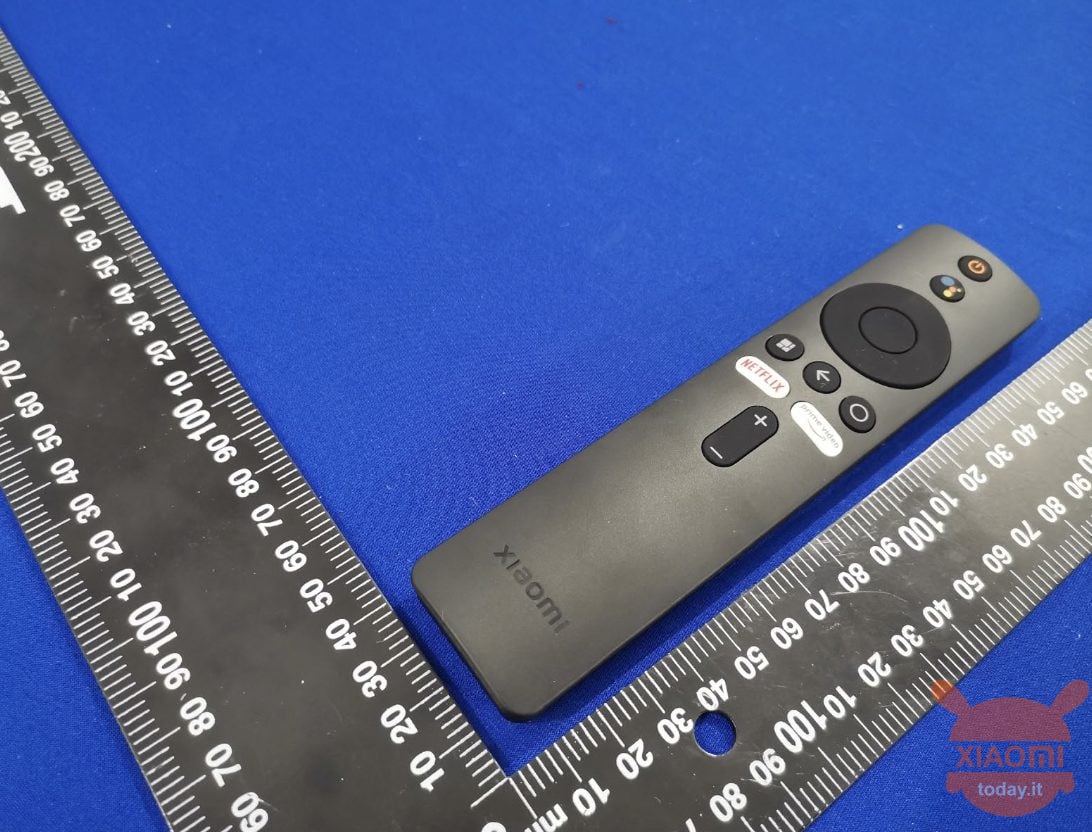 xiaomi mi tv stick 2021: foto e specifiche complete