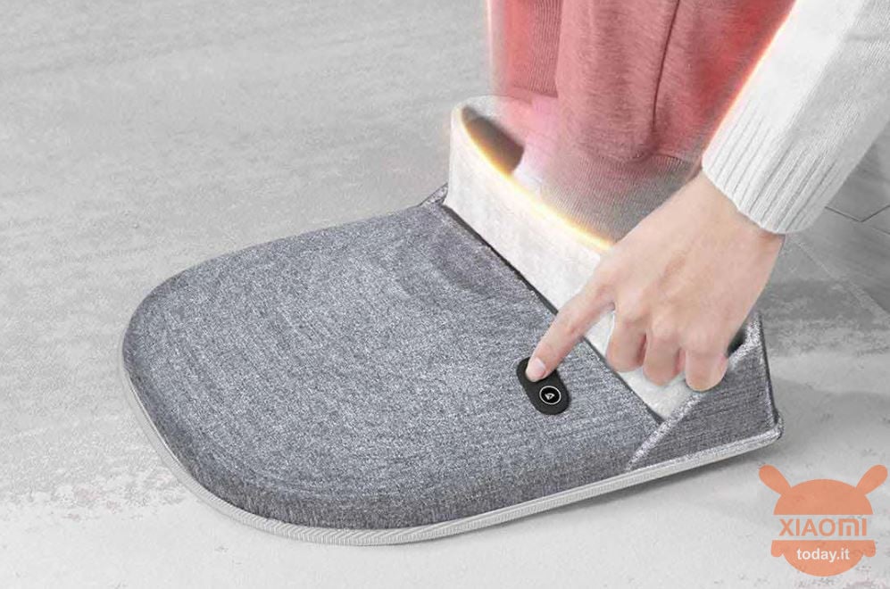 Xiaomi foot warmer at massager