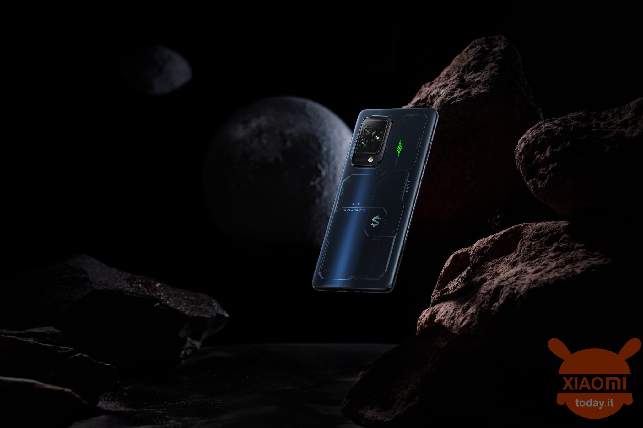swart haai 5 pro