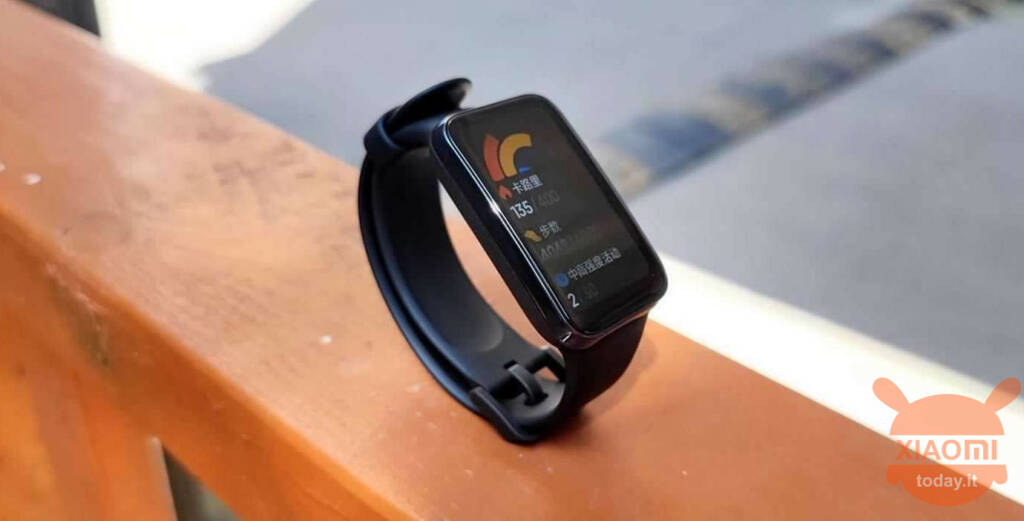 mi band 7 pro price in italy