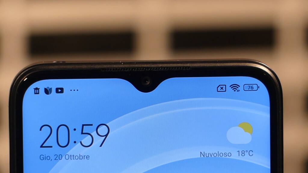 Xiaomi POCO M5 notch