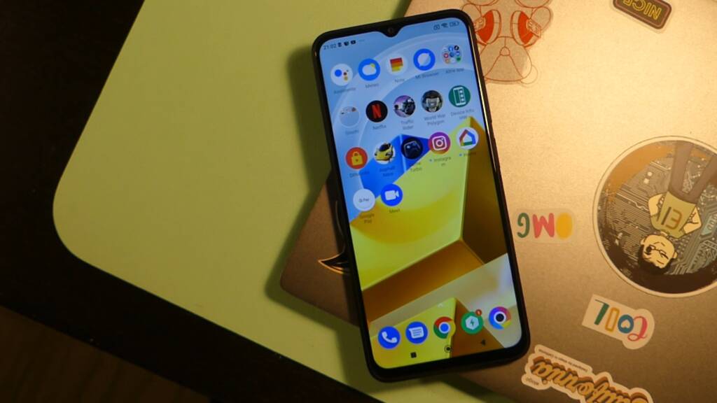 Xiaomi POCO M5 display