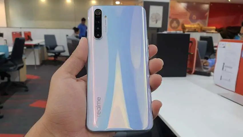 realme xt