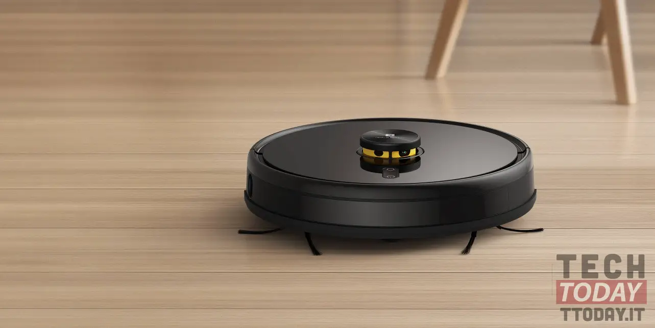 Real TechLife Robot Vacuum