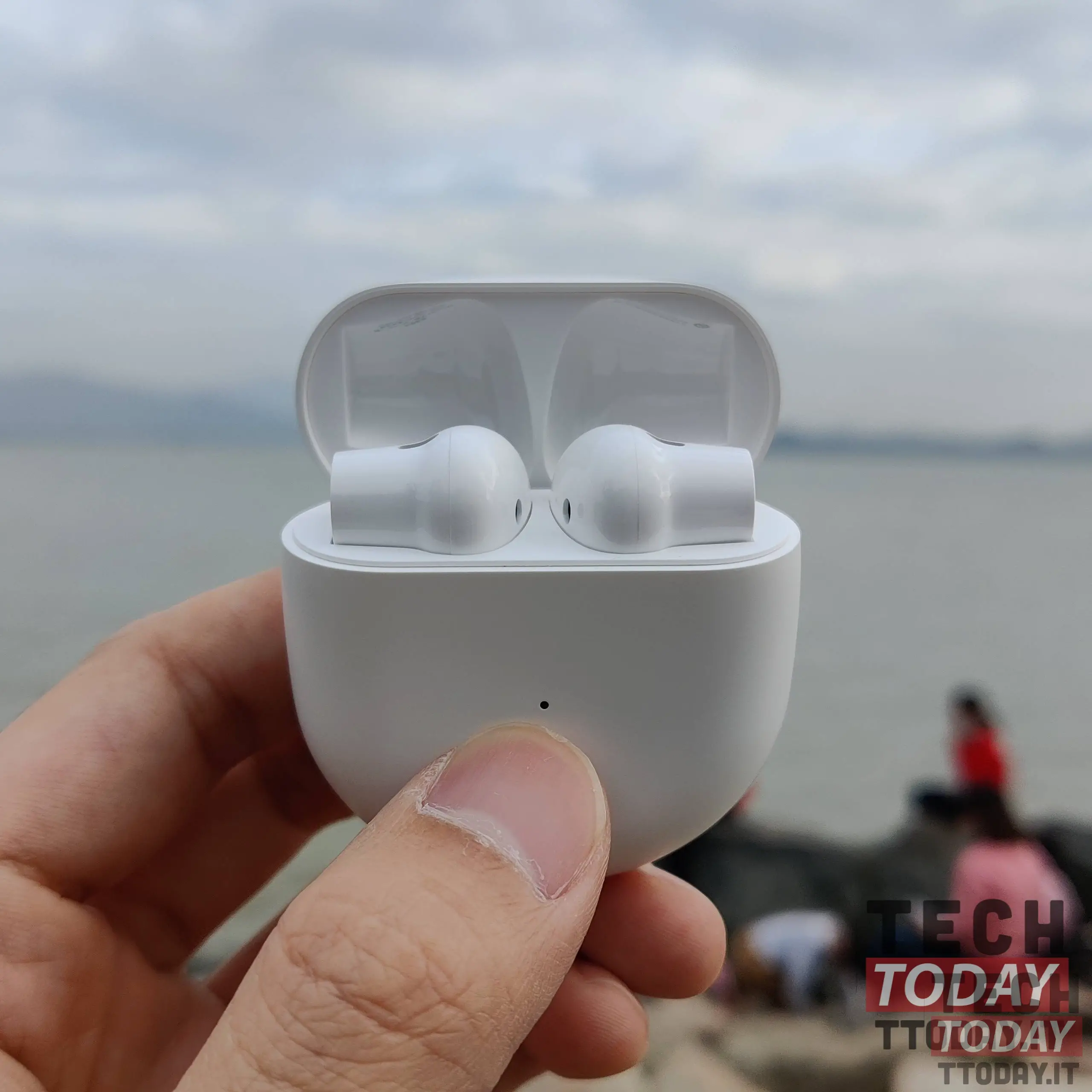 OnePlus Buds left earphone problems only one way to solve