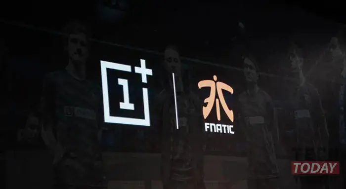 वनप्लस fnatic