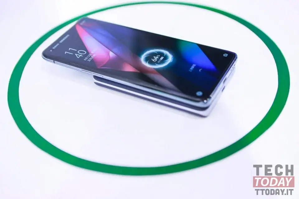 oppo magvooc: ufficiale la ricarica magnetica di oppo