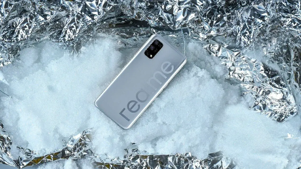 spécifications et images de realme v5