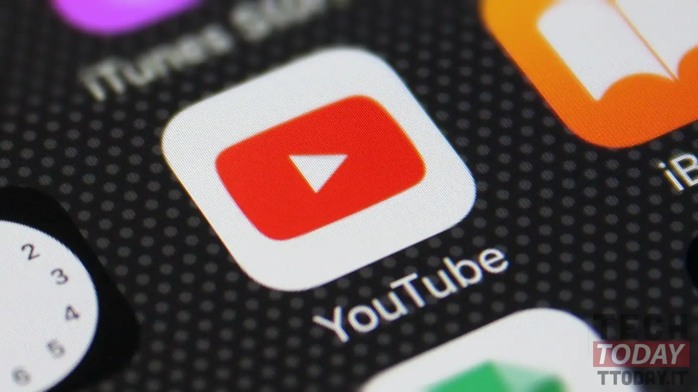youtube combat la désinformation et les fake news