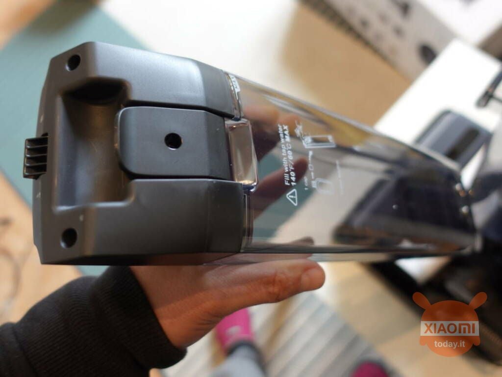 Tineco Floor One S7 Pro خزان مياه نظيف