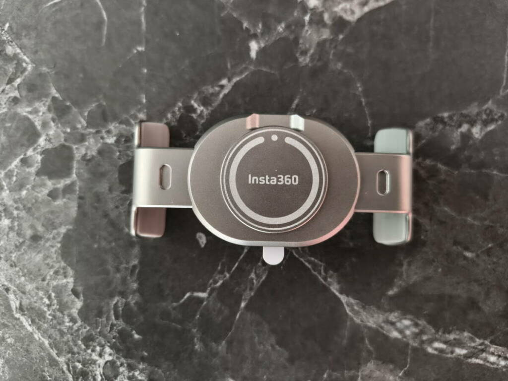 ALIRAN INSTA360