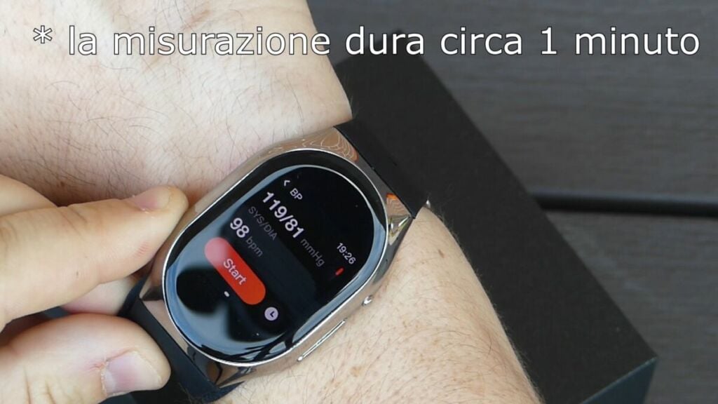 YHE BP Doctor Pro - Non è uno SMARTWATCH nè uno SPORTWATCH ma MISURA LA  PRESSIONE SANGUIGNA