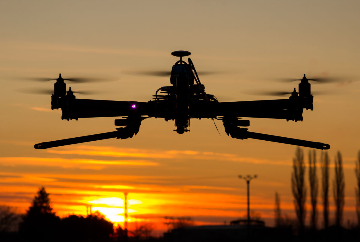 Pinahinto ng China ang mga drone