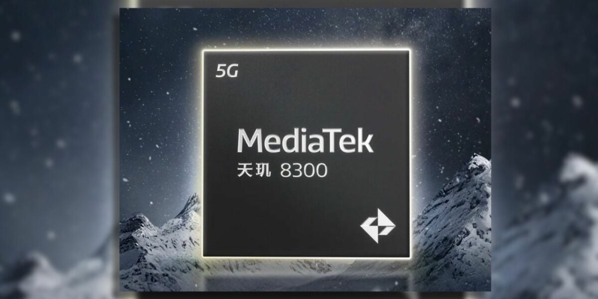 mediatek dimensity 8300 prosessor på grå bakgrunn