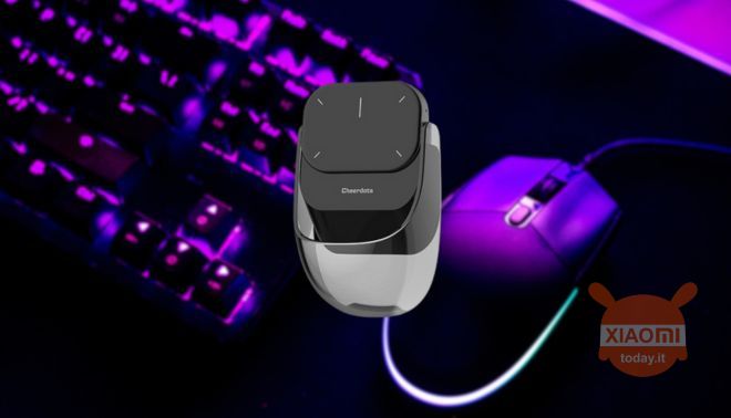 cheerdots mouse con chatgpt su sfondo viola che mostra anche esso un mouse da gaming e una tastiera illuminata rgb