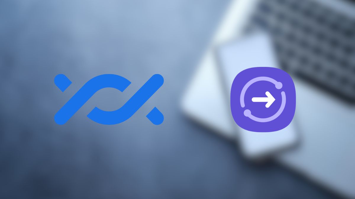 Logotipos de compartir cercano y compartir rápido sobre un fondo borroso de un teléfono inteligente y una macbook que muestran la posibilidad de fusión entre las dos tecnologías