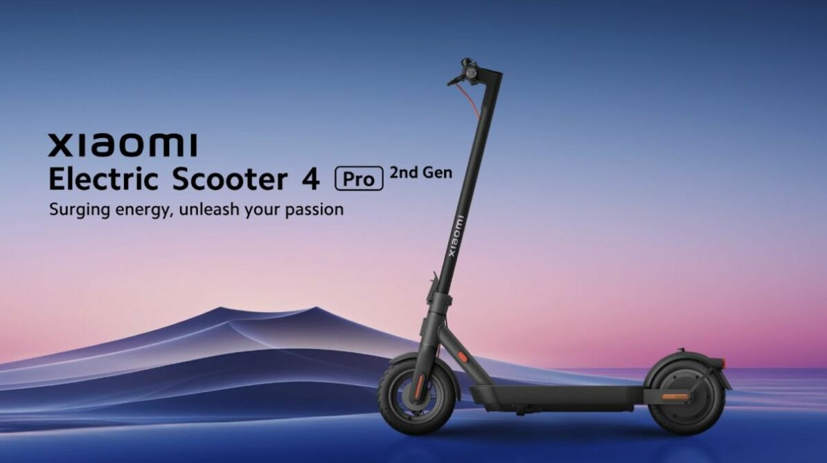 Matériel promotionnel Xiaomi Electric Scooter 4 Pro 2e génération sur fond violet et bleu avec écriture descriptive du nom