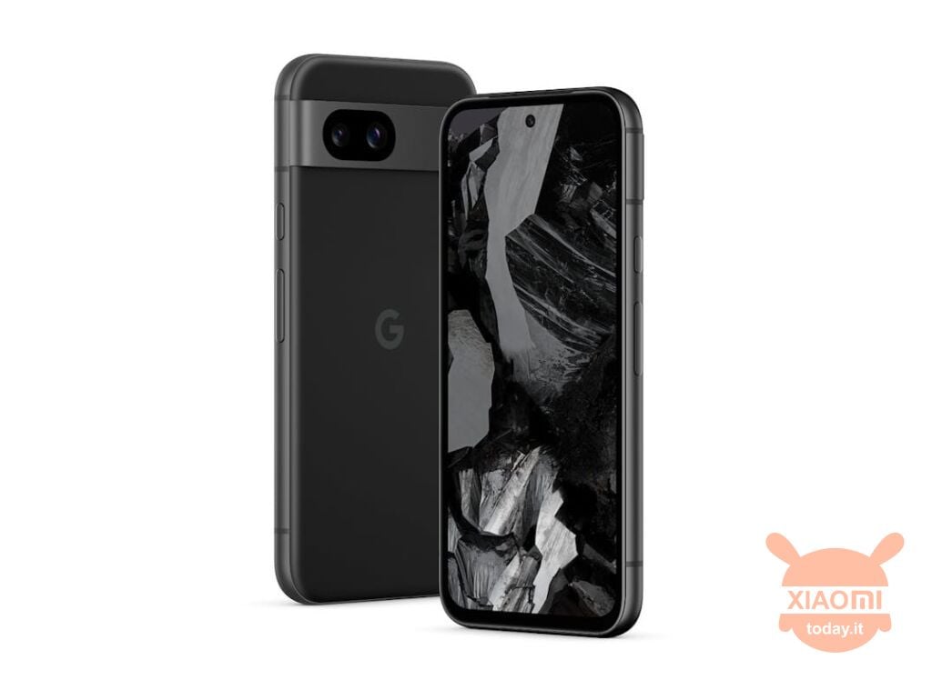 google pixel 8a di colore nero su sfondo bianco