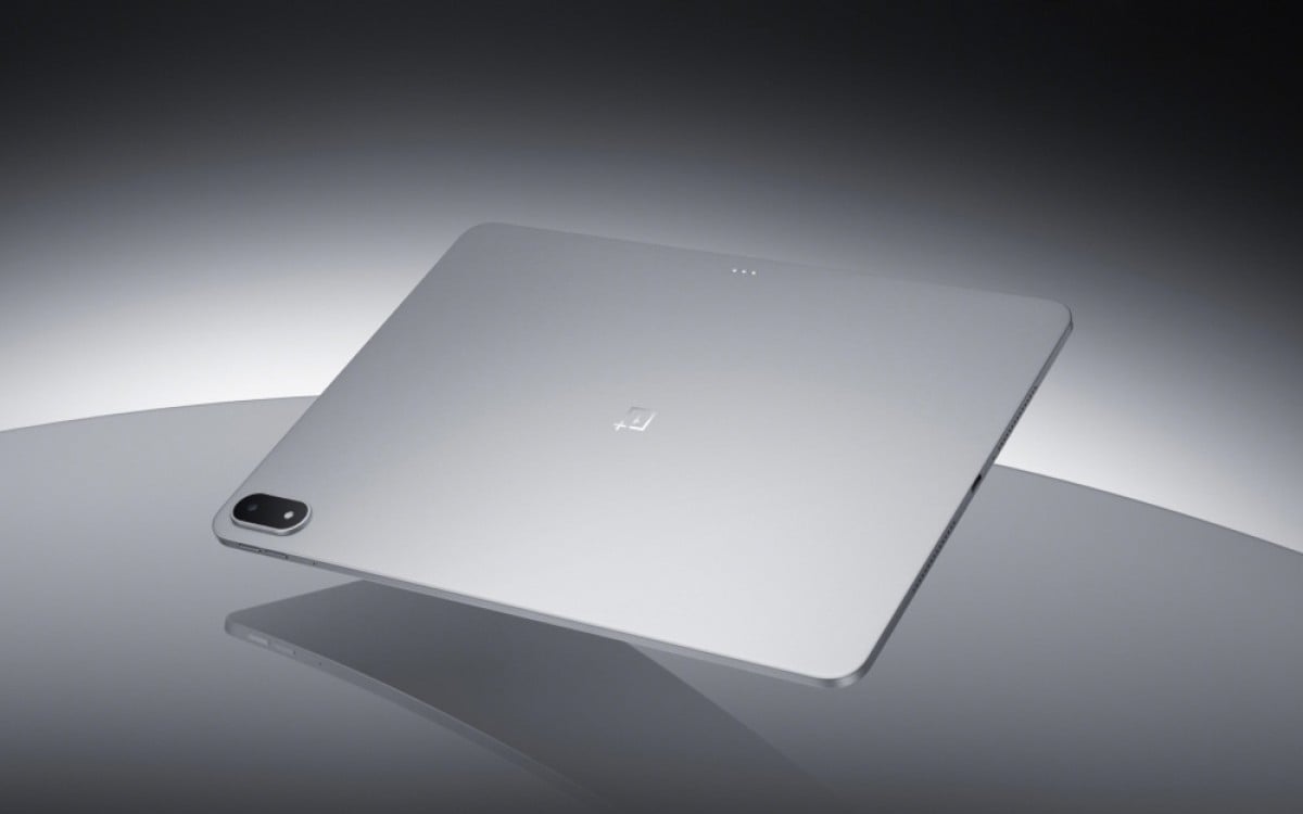 OnePlus Pad 2 Pro ufficiale con Snapdragon 8 Elite e schermo 144Hz