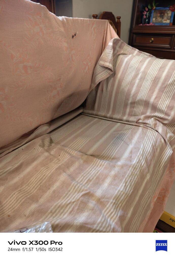 أنا أعيش X300 PRO