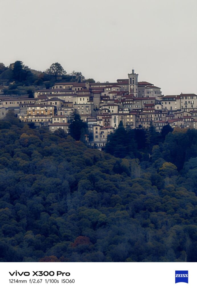 أنا أعيش X300 PRO