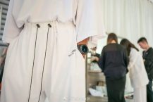 NY Fashion Week : 여성을위한 Prada, 남성을위한 TicWatch
