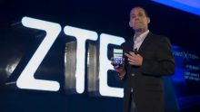 ZTE의 CEO는 그들의 스마트 폰이 디스플레이 아래에 셀카 카메라가있는 최초의 제품이 될 것이라고 밝혔습니다.