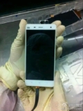 Prime foto del pannello frontale di Xiaomi Mi4!