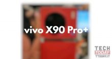 vivo X90 Pro+ compare in una foto reale con un design inedito