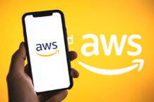 Amazon e la corsa alla AI generativa: chip personalizzati AWS