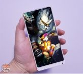 Xiaomi Mi Mix 2 in wit keramiek - Schoonheid en elegantie van de unibody-body