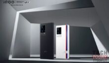 iQOO 8 ProとXiaomiを少し掘り下げる：それは世界で最高の画面です