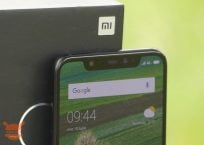 Xiaomi Mi 8 / SE: Cómo hacer que la barra de estado esté en línea con la muesca