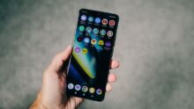 Do nada, aqui está um novo smartphone Ultra: desta vez, porém, não é Xiaomi nem Redmi