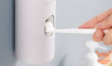 Xiaomi crowdfunding: presentato Smartknow, il dispenser per dentifricio a induzione automatica che sterilizza anche gli spazzolini