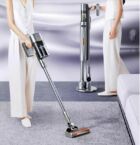 Uwant V100 Cordless vacuum cleaner with complete 4-in-1 base station for €273 including shipping from Europe!