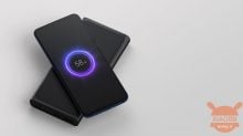 تقوم Xiaomi بشحن 40 هاتفًا ذكيًا لاسلكيًا في نفس الوقت باستخدام هذا الجدول